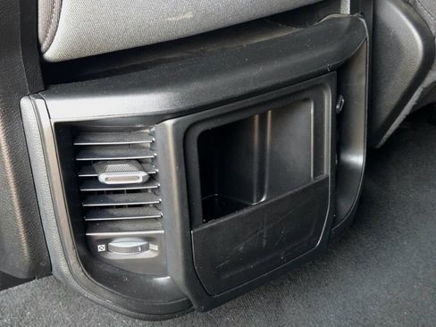 Used 2022 RAM 1500 Big Horn AWD/4WD image 18