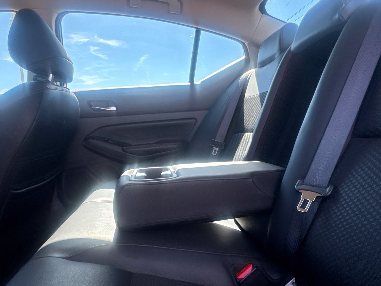 Certified 2024 Nissan Altima 2.5 SR FWD image 40