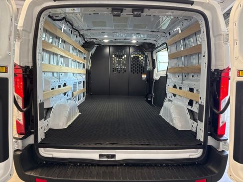 Used 2025 Ford Transit 250 Low Roof w/ Exterior Upgrade Package RWD image 15