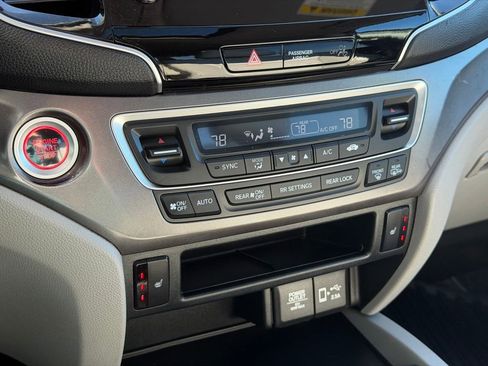 Used 2022 Honda Pilot EX-L image 14