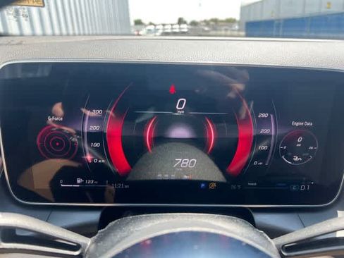 Used 2026 Mercedes-Benz GLC 300 image 33