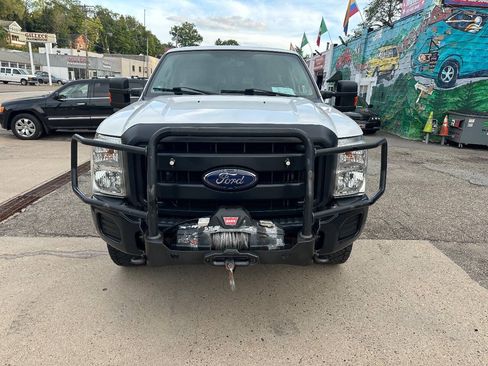 Used 2016 Ford F250 XL w/ Power Equipment Group AWD/4WD image 2