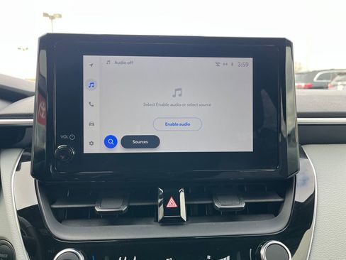 Certified 2024 Toyota Corolla SE image 18