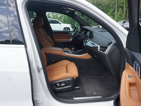 Used 2023 BMW X5 sDrive40i w/ Premium Package RWD image 17