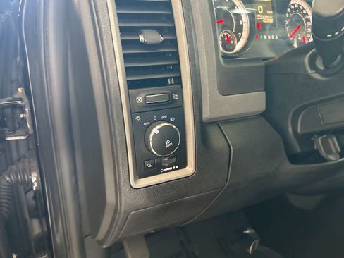 Used 2016 RAM 1500 Express w/ Black Ram 1500 Express Group image 35