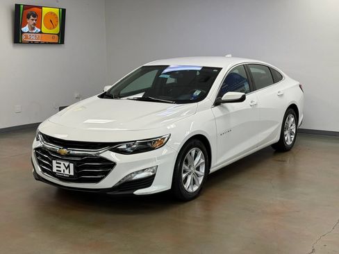 Used 2022 Chevrolet Malibu LT FWD image 4