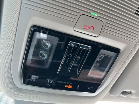 New 2026 Volkswagen Atlas SE image 41