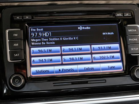 Used 2015 Volkswagen Beetle 1.8T image 27