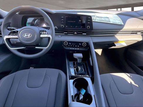 New 2026 Hyundai Elantra Blue image 5