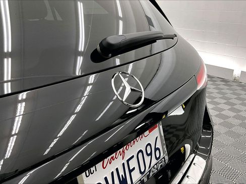 Used 2026 Mercedes-Benz GLC 300 image 7