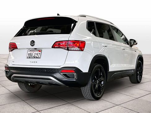 Used 2022 Volkswagen Taos SE image 16