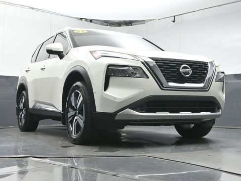 Used 2021 Nissan Rogue Platinum image 35