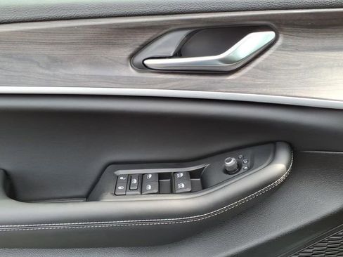 New 2026 Jeep Grand Cherokee Altitude AWD/4WD image 11