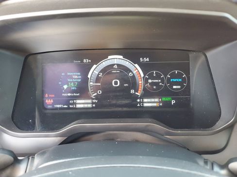 Used 2024 Toyota Tundra Platinum AWD/4WD image 22