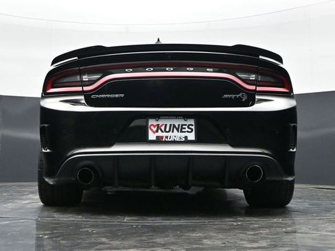 Used 2018 Dodge Charger SRT Hellcat w/ Harman/Kardon Audio Group RWD image 34