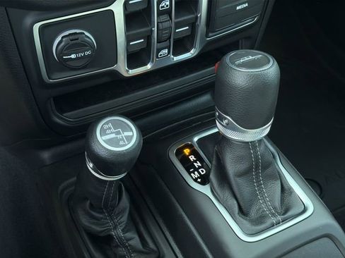 New 2026 Jeep Gladiator Sport image 23