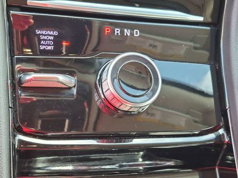 Used 2021 Jeep Grand Cherokee L Limited AWD/4WD image 19