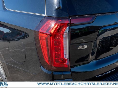 Used 2024 GMC Yukon Denali Ultimate image 11