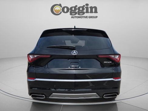 Used 2025 Acura MDX FWD w/ Technology Package image 4