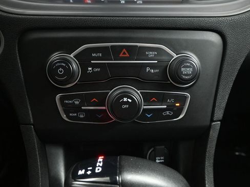 Used 2023 Dodge Charger SXT image 9