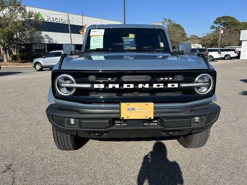 Certified 2025 Ford Bronco Outer Banks image 3