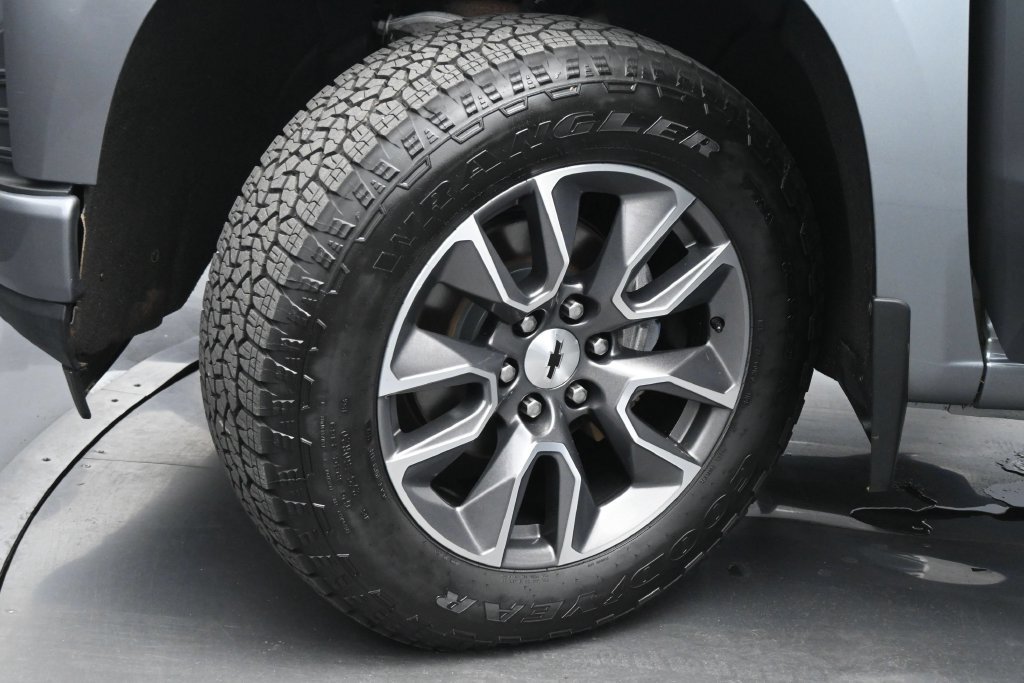 Used 2020 Chevrolet Silverado 1500 RST AWD/4WD image 20