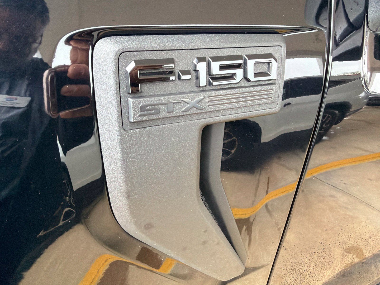 Used 2024 Ford F150 STX w/ Equipment Group 201A FX4 AWD/4WD image 4