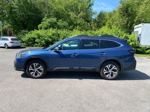 Used 2022 Subaru Outback Touring image 9