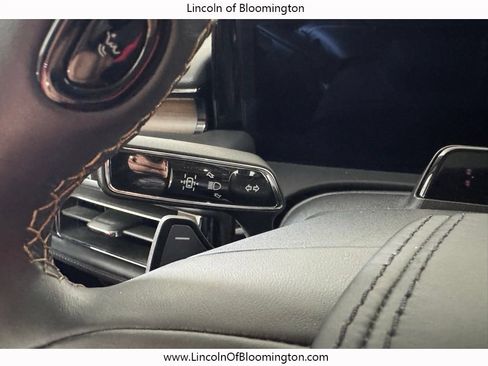 Certified 2025 Lincoln Aviator Reserve w/ Illumination Package AWD/4WD image 41