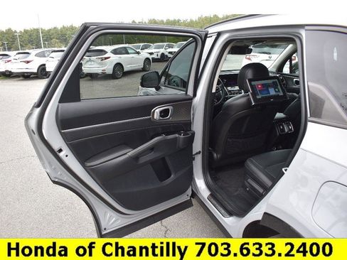 Used 2022 Kia Sorento SX FWD image 40