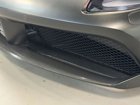 Used 2017 Ferrari 488 GTB RWD image 14