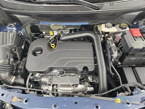 New 2026 Chevrolet Equinox LT w/ Safety and Technology Package FWD image 35