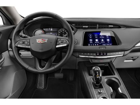 Used 2023 Cadillac XT4 Luxury w/ Cold Weather Package FWD image 10
