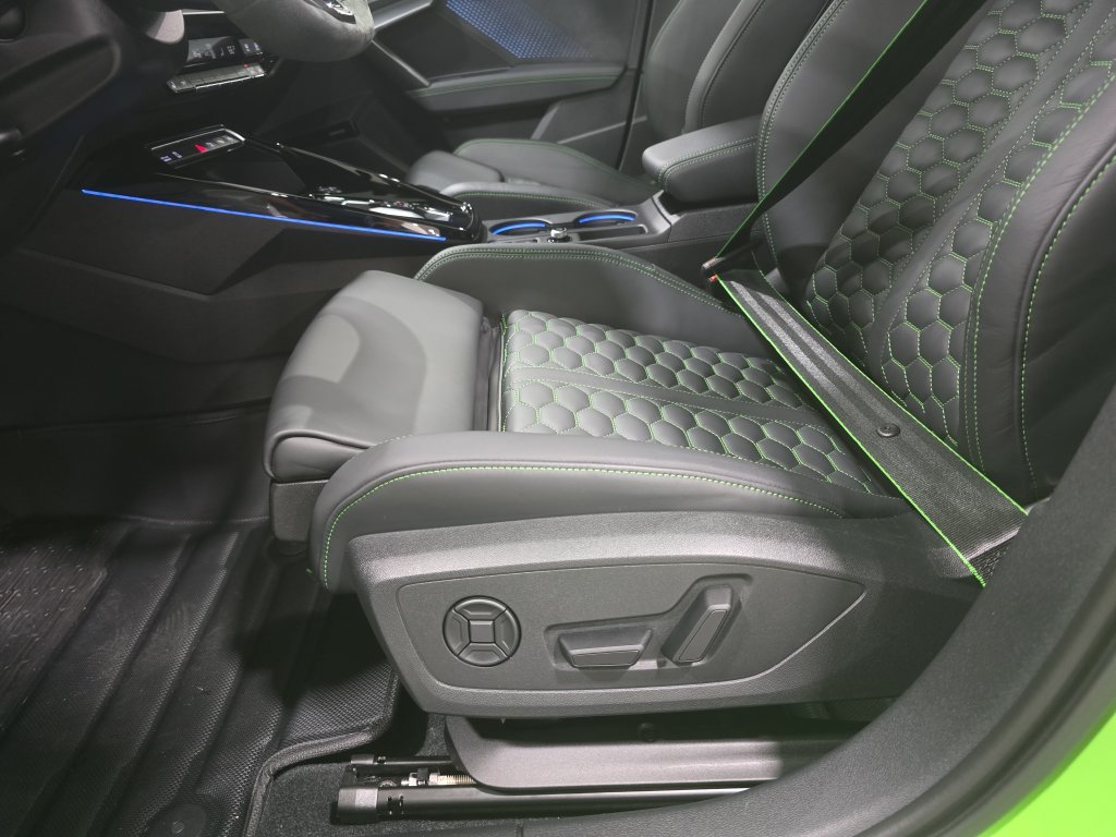Used 2025 Audi RS 3 AWD/4WD image 24