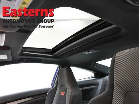 Used 2018 Honda Civic Si image 31