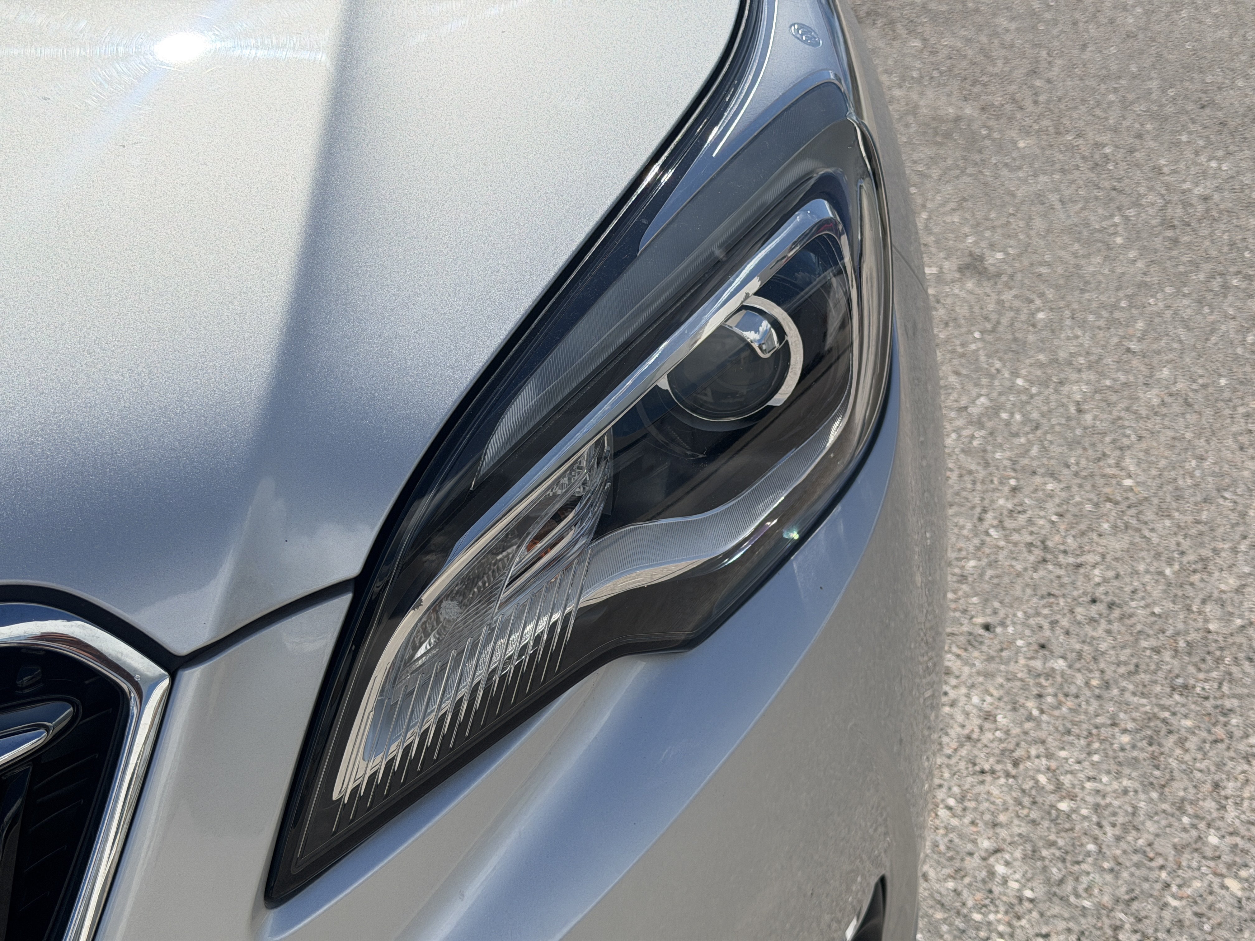 Used 2019 Buick Envision Essence FWD image 10