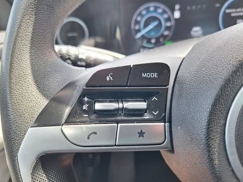 Used 2024 Hyundai Elantra Blue FWD image 13