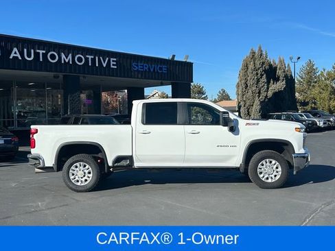 Used 2024 Chevrolet Silverado 2500 LT AWD/4WD image 2