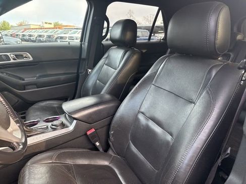 Used 2013 Ford Explorer Limited image 9
