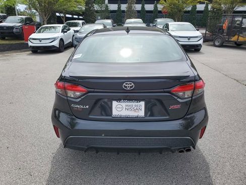 Used 2022 Toyota Corolla XSE FWD image 4