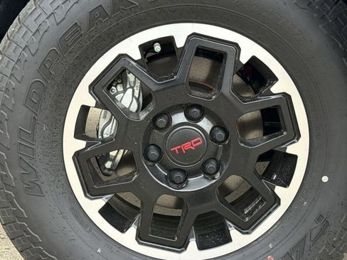 New 2026 Toyota Tacoma TRD Off-Road image 12