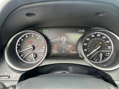 Used 2023 Toyota Camry SE w/ Cold Weather Package image 33