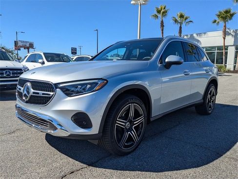 New 2026 Mercedes-Benz GLC 300 GLC 300 image 9