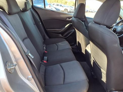 Used 2015 MAZDA MAZDA3 i SV image 20