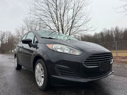 Used 2017 Ford Fiesta S image 6
