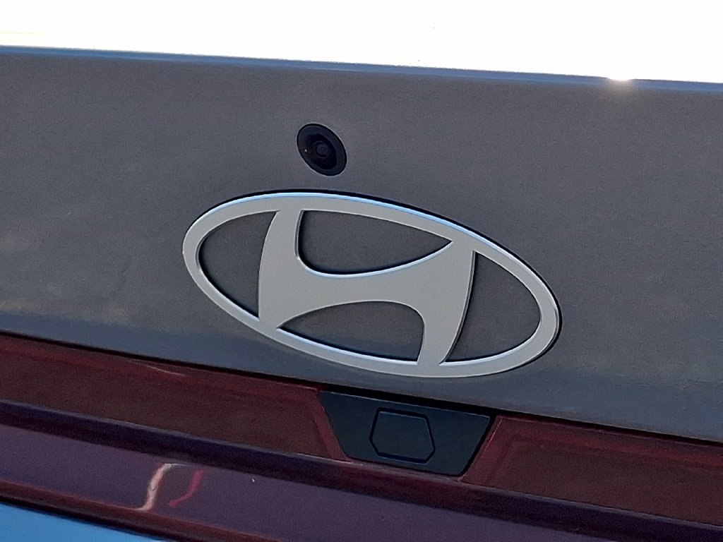 Used 2024 Hyundai Elantra SEL FWD image 30