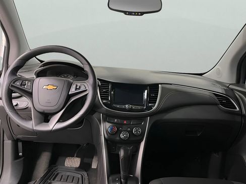 Used 2021 Chevrolet Trax LS w/ Tint and Cruise Package image 14