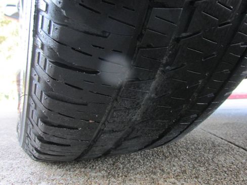 Used 2011 Mercedes-Benz GL 450 4MATIC image 29