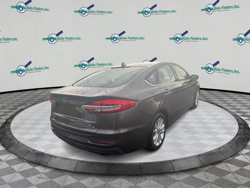 Used 2019 Ford Fusion SE image 5
