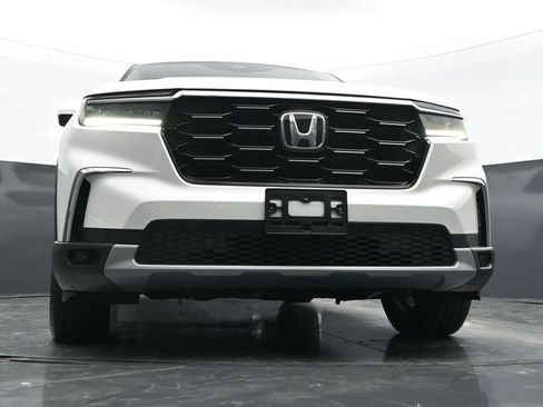 Used 2025 Honda Pilot Touring image 34